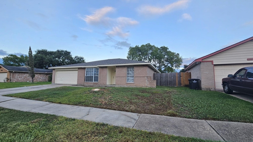 10303 Old Towne Lane - Photo 2