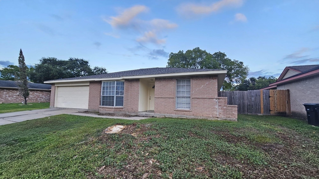 10303 Old Towne Lane - Photo 1