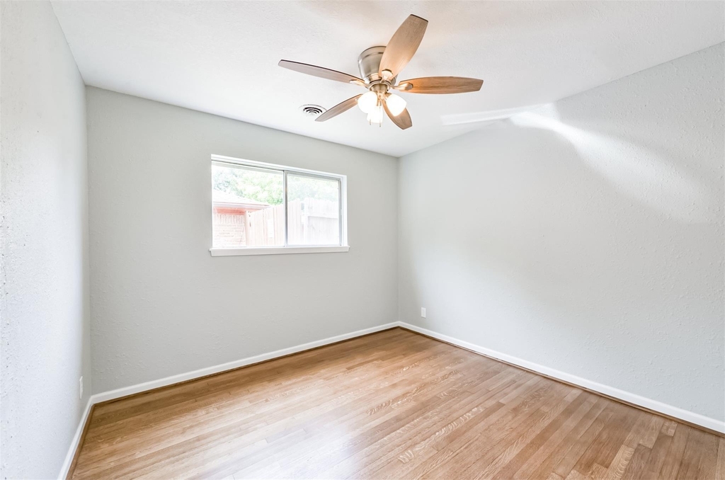 9631 Bundy Lane - Photo 20