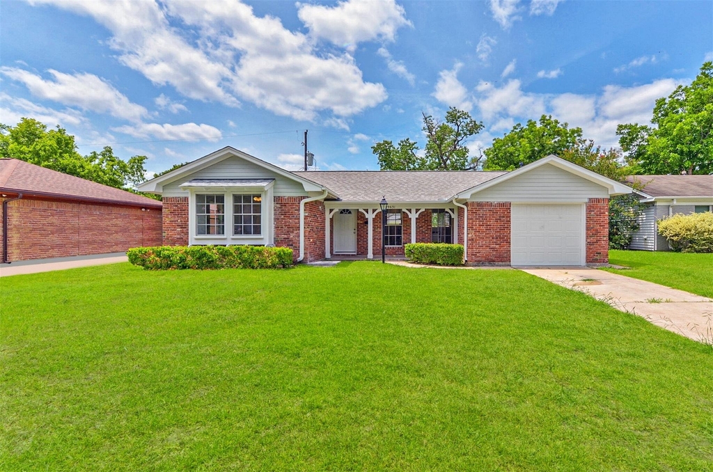 9631 Bundy Lane - Photo 0