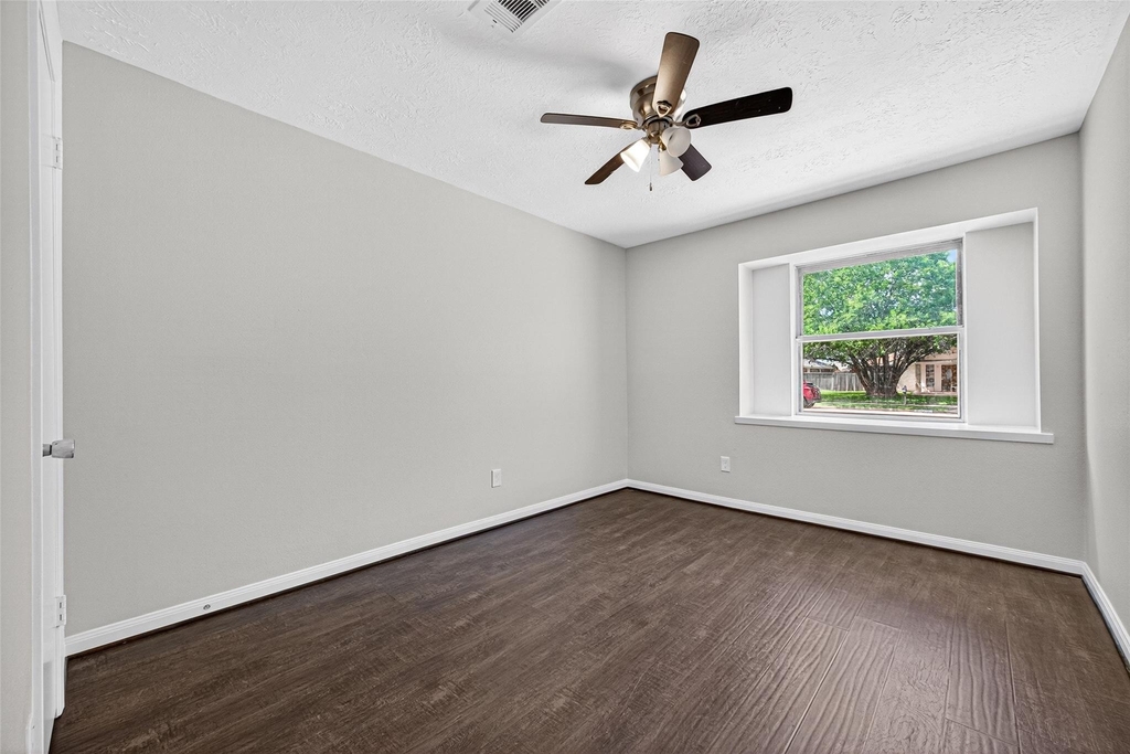 21043 Northern Colony Ct - Photo 18