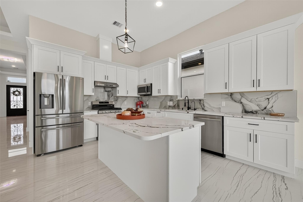 2226 Syrian Street - Photo 23