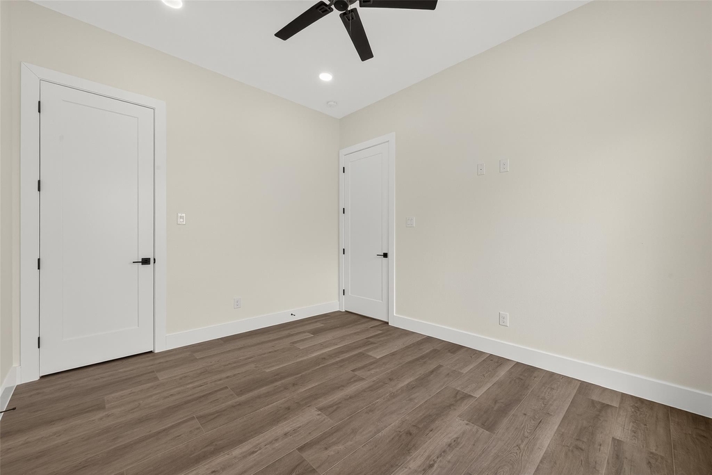 2226 Syrian Street - Photo 27