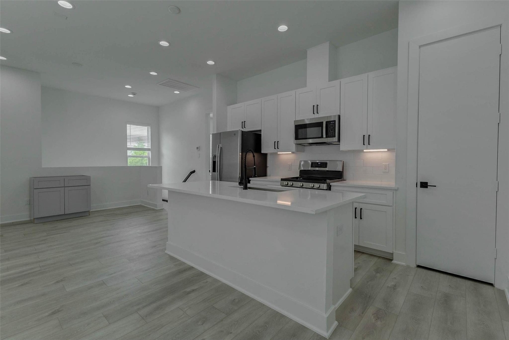5705 Elysium Street - Photo 14
