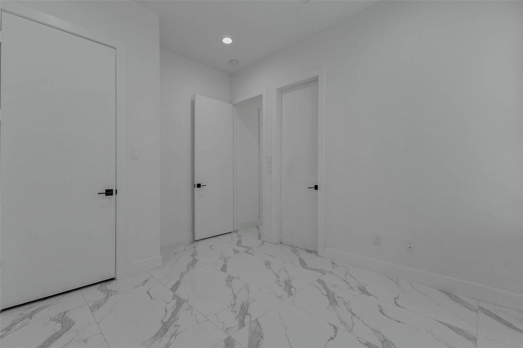 5705 Elysium Street - Photo 7