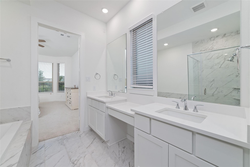 24711 Hibiscus Garden Way - Photo 28
