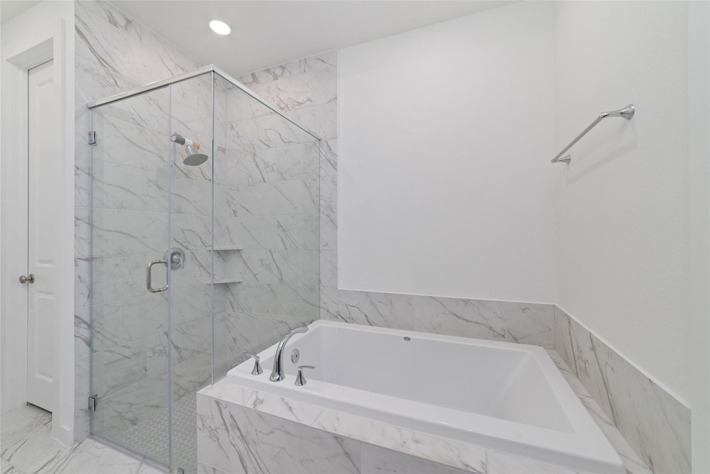 24711 Hibiscus Garden Way - Photo 27