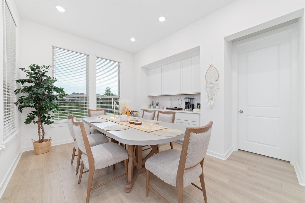 24711 Hibiscus Garden Way - Photo 22