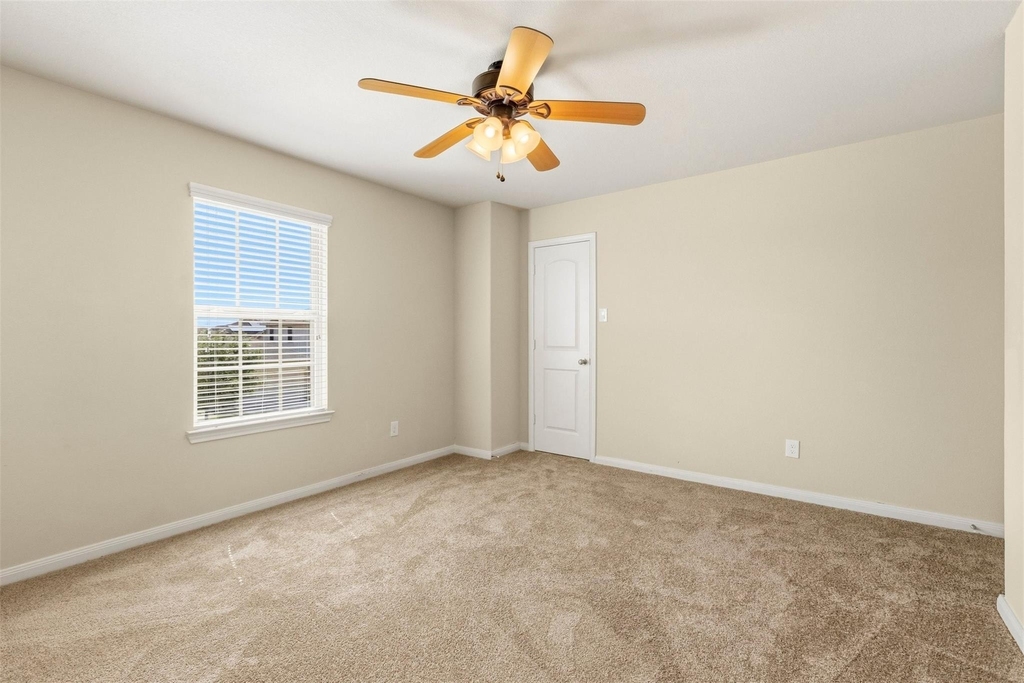 6131 Carpenters Cove Lane - Photo 27