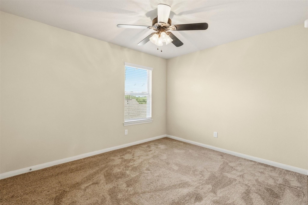 6131 Carpenters Cove Lane - Photo 23