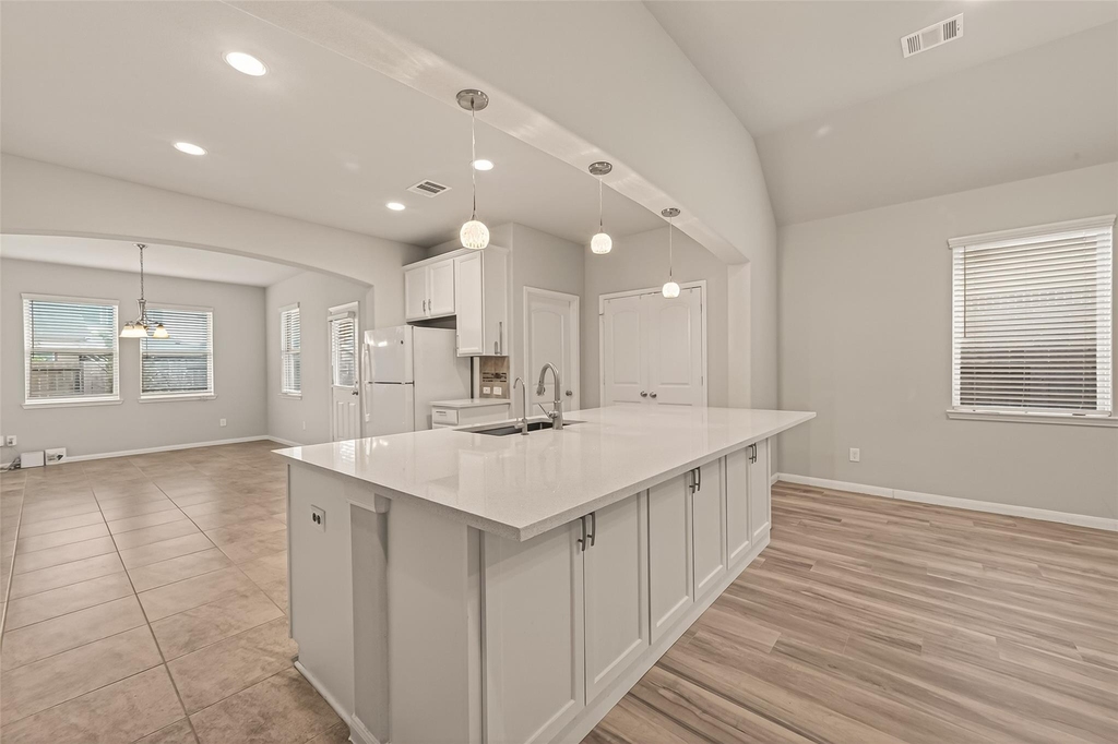 20427 Alpine Meadow Place - Photo 11
