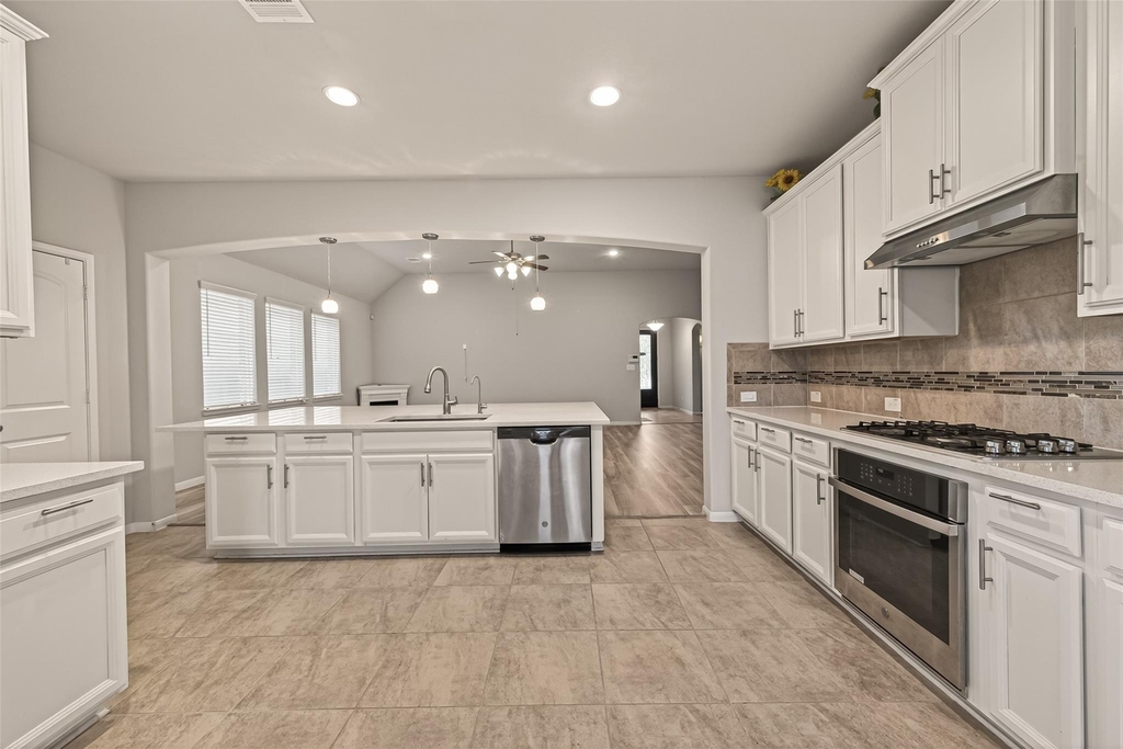 20427 Alpine Meadow Place - Photo 14