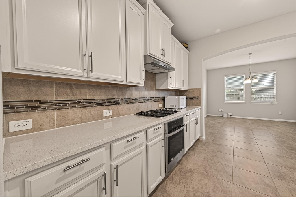 20427 Alpine Meadow Place - Photo 12