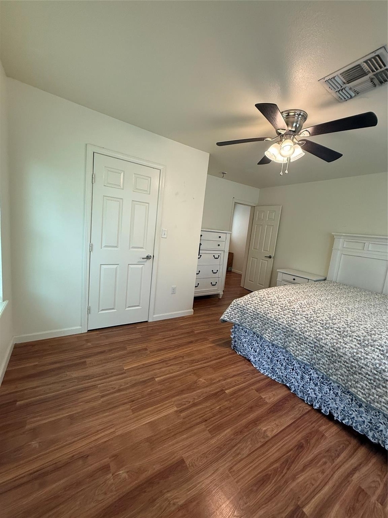 1011 10th Street - Photo 26