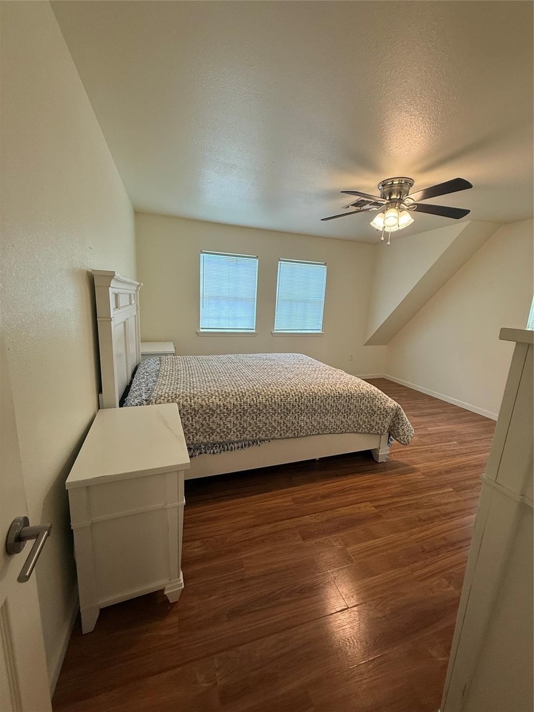 1011 10th Street - Photo 24