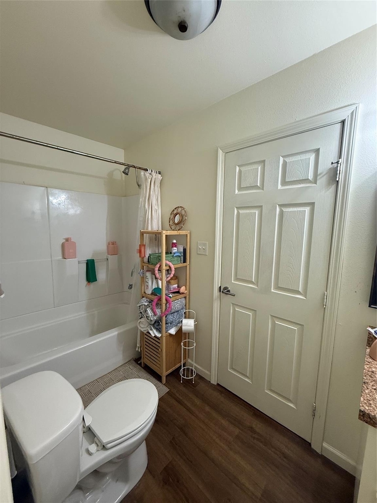 1011 10th Street - Photo 13