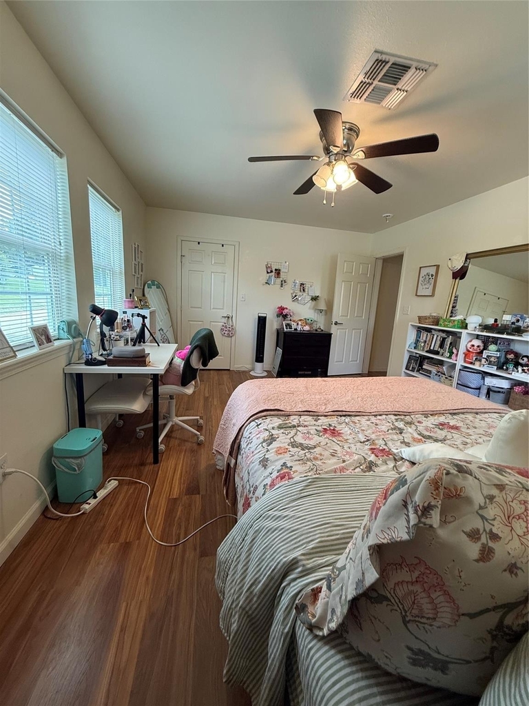 1011 10th Street - Photo 38