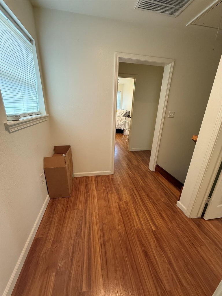 1011 10th Street - Photo 23