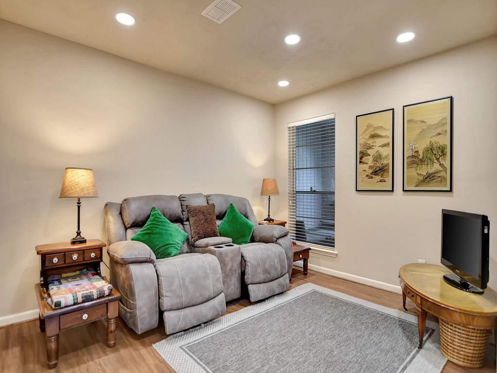 21902 Meadowhill Drive - Photo 23
