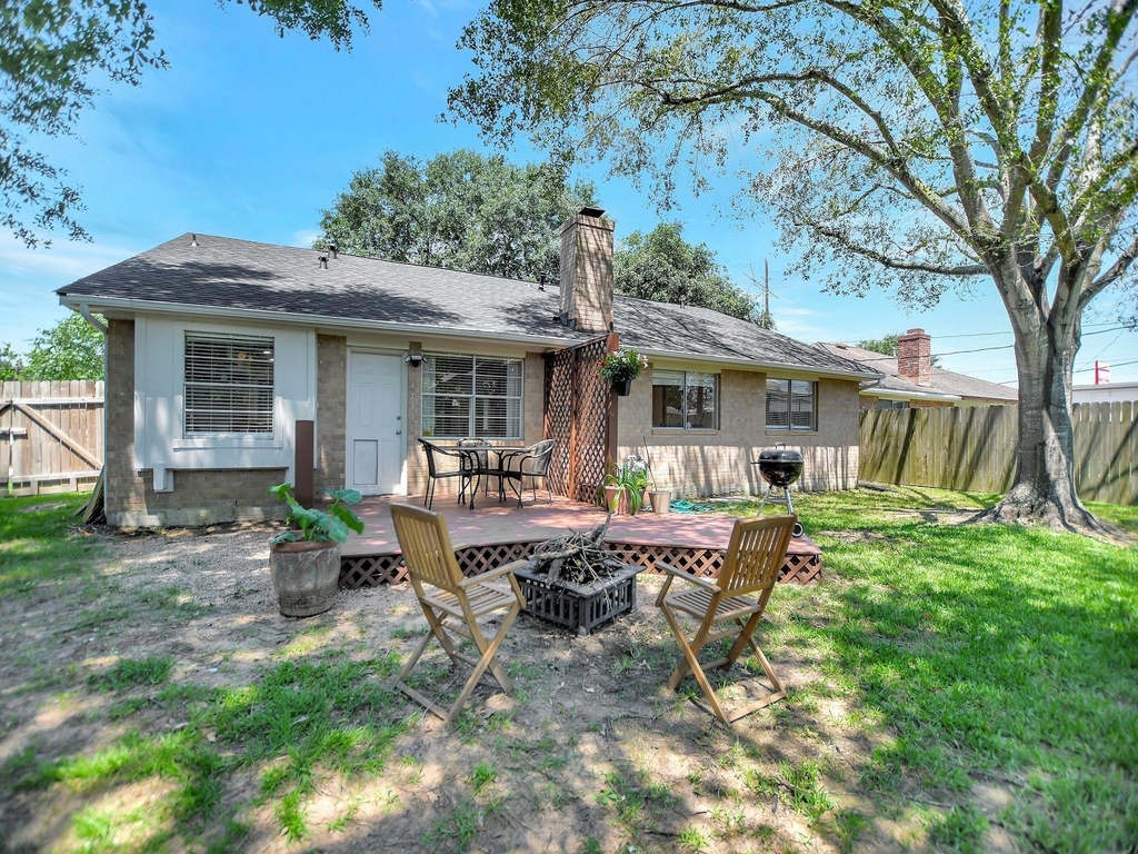 21902 Meadowhill Drive - Photo 30