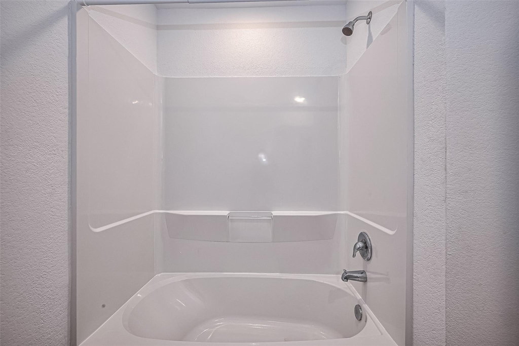 9603 Fulvetta Briar Court - Photo 19