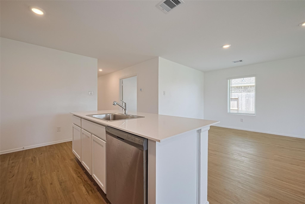 9603 Fulvetta Briar Court - Photo 9