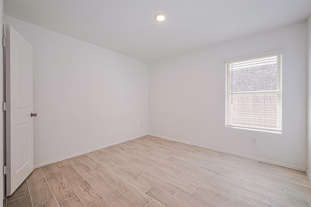 9603 Fulvetta Briar Court - Photo 23