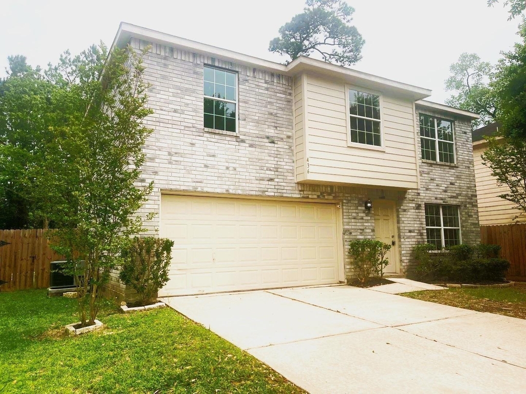 436 Mystic Glen Loop - Photo 0