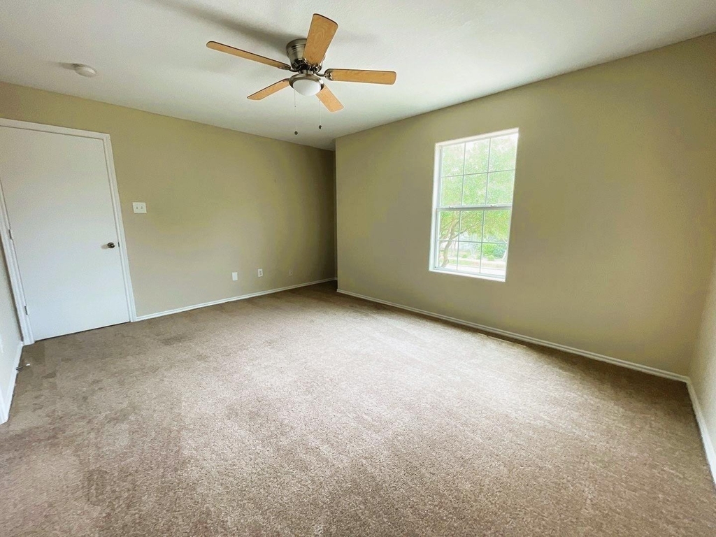 436 Mystic Glen Loop - Photo 12