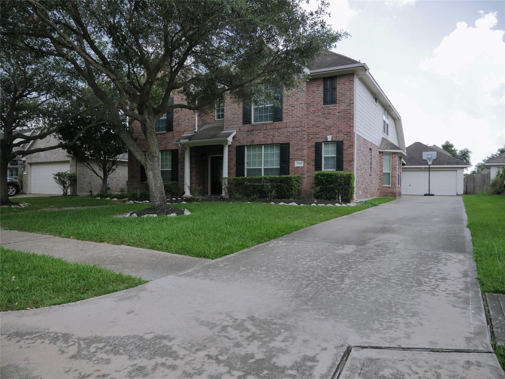 17619 Emerald Garden Lane - Photo 1
