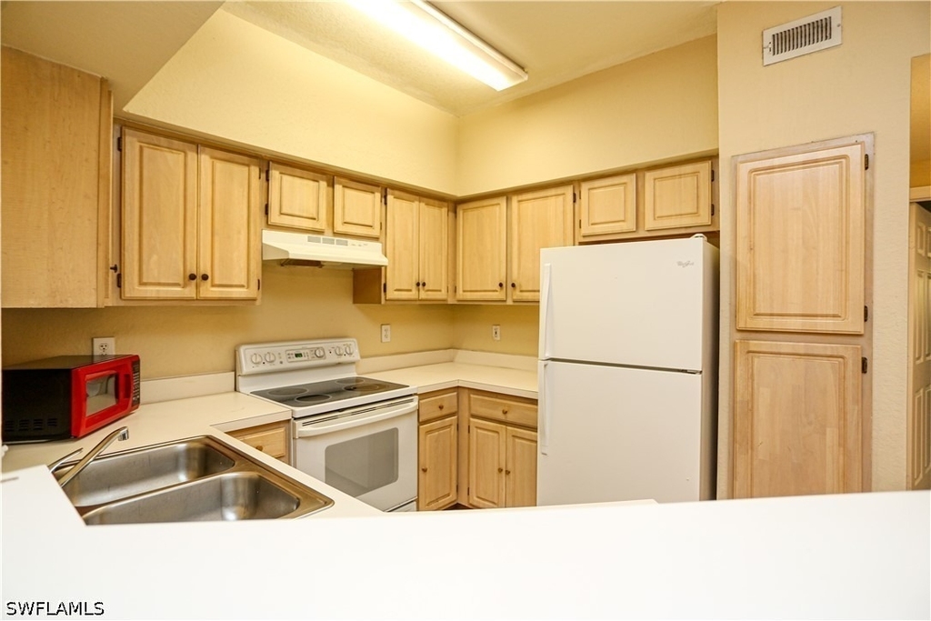23640 Walden Center Drive - Photo 8