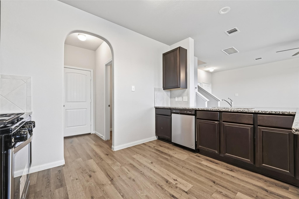 4818 Blue Jacaranda Way - Photo 10