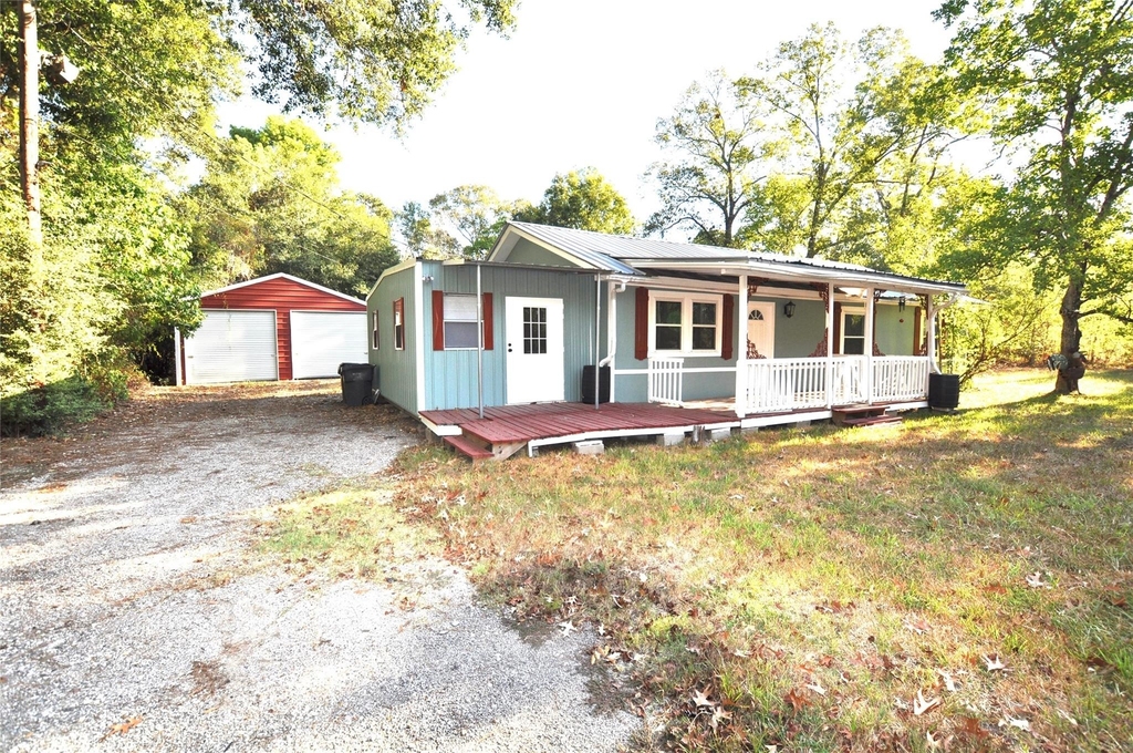 208 Blue Lake Drive - Photo 3