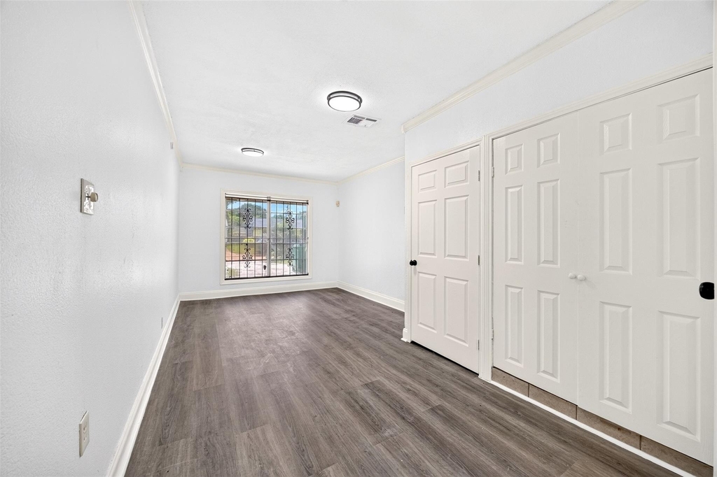 9211 Clearway Drive - Photo 18