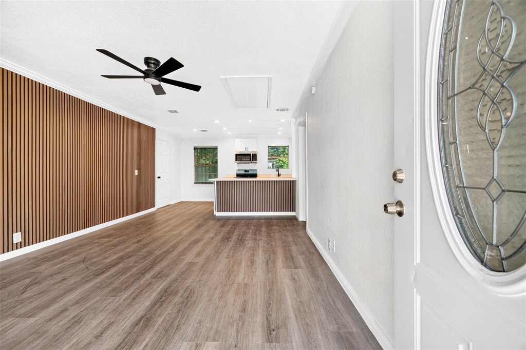 9211 Clearway Drive - Photo 6
