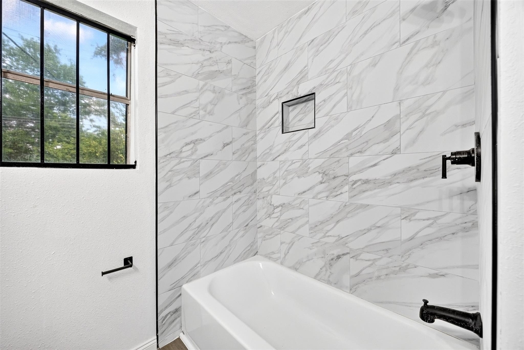 9211 Clearway Drive - Photo 24