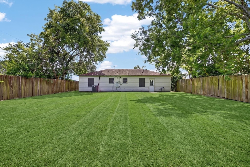 9211 Clearway Drive - Photo 31