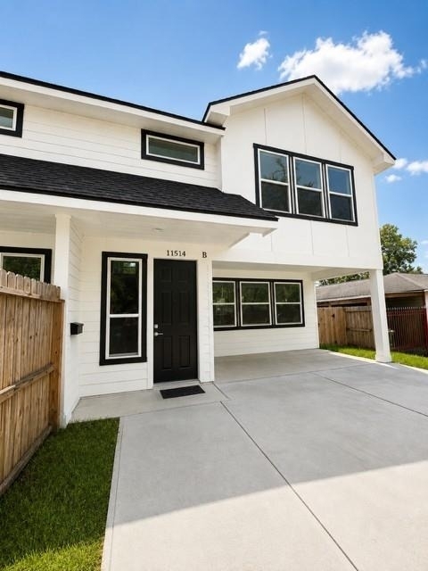 11514 Courtshire Road - Photo 0