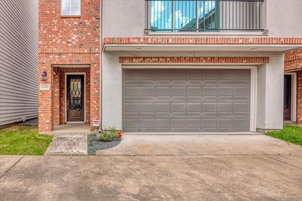 5521 Petty Street - Photo 4
