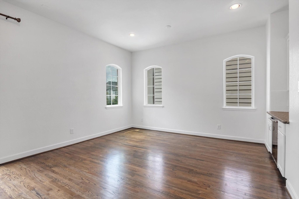 5521 Petty Street - Photo 19