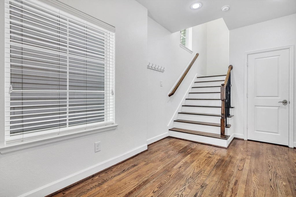 5521 Petty Street - Photo 6