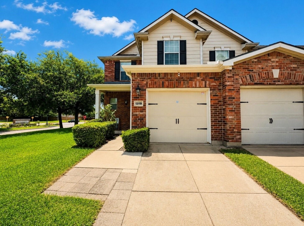 13119 Stratford Skies Ln Lane - Photo 0