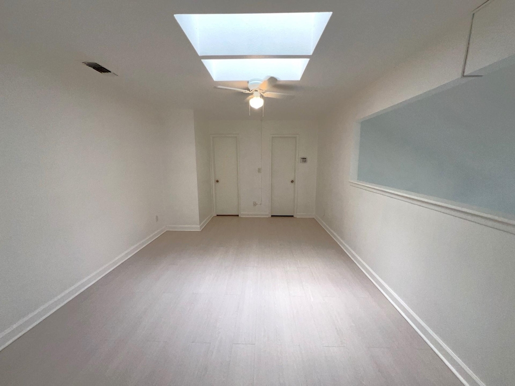 8100 Cambridge Street - Photo 7