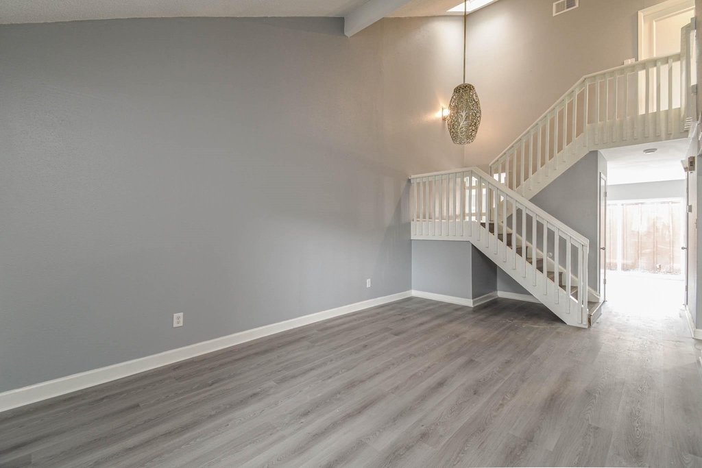 12543 Wellington Park Drive - Photo 11