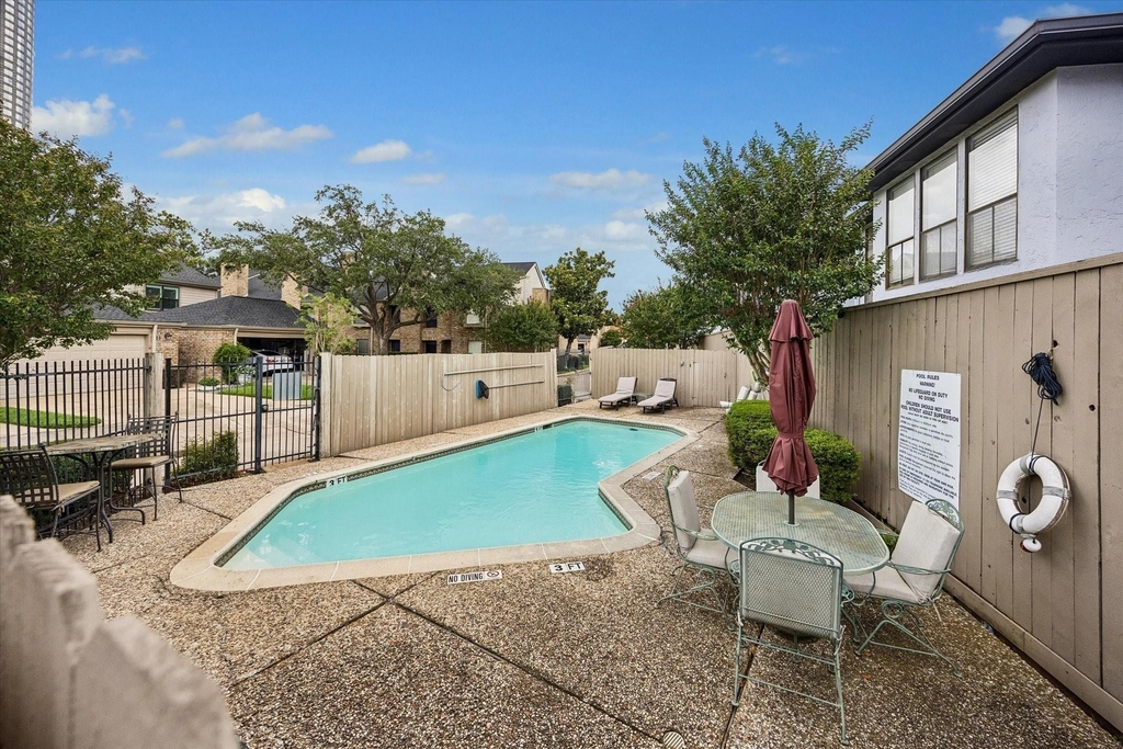 1908 Augusta Drive - Photo 13