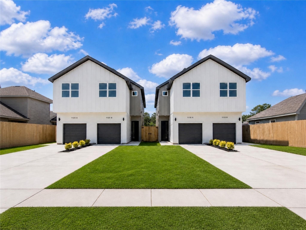 7120 Eastwood Street - Photo 0