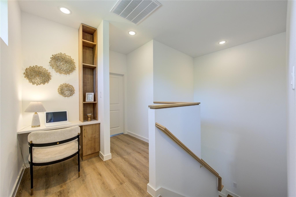 7120 Eastwood Street - Photo 17
