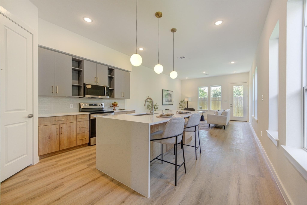 7120 Eastwood Street - Photo 8