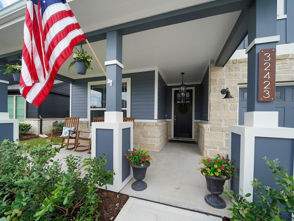 32423 Fly Fish Way - Photo 2