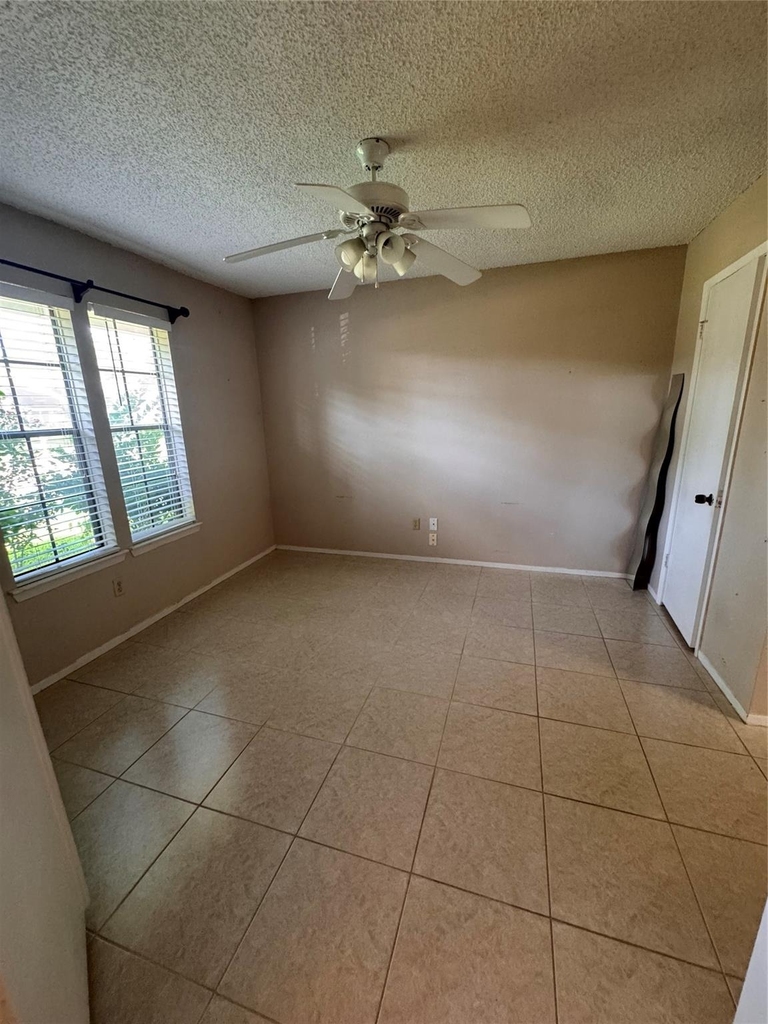 3423 Pecan Point Drive - Photo 5